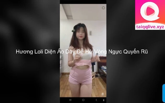 Hương Loli Diện Áo Dây Để Hở Vòng Ngực Quyến Rũ 3