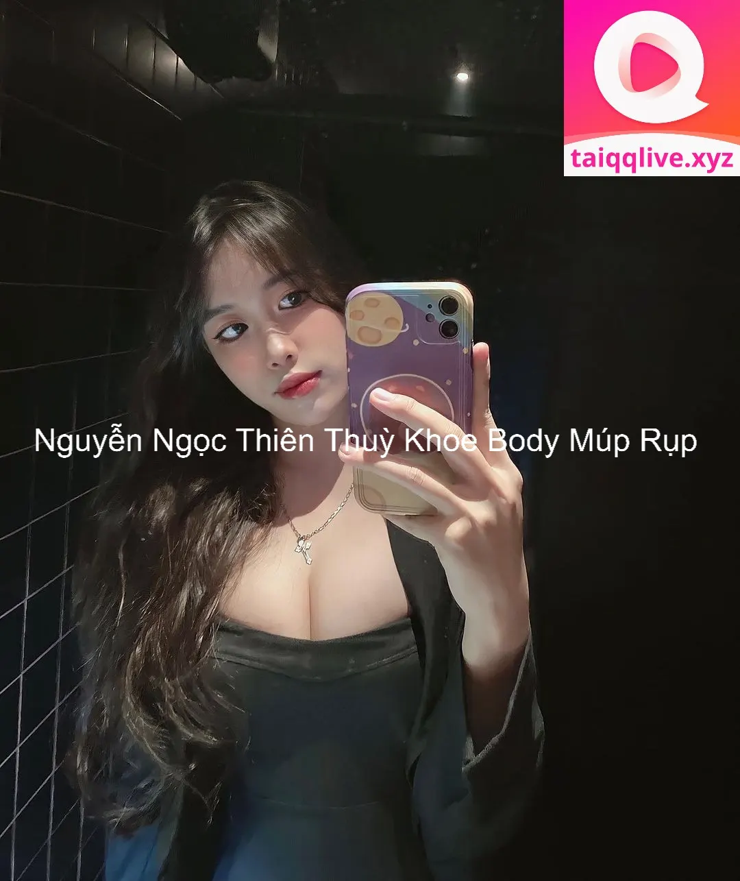 Nguyễn Ngọc Thiên Thuỳ Khoe Body Múp Rụp 4