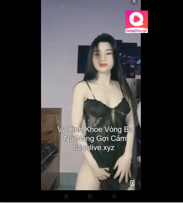 Vy Xinh Khoe Vòng Ba Nở Nang Gợi Cảm 8